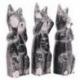 Lot de 3 petits chats gris 15cm. Statuettes en bois "Secret du bonheur"