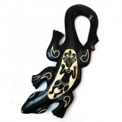 Salamandre / gecko mural en bois noir motif tribal africain 30cm