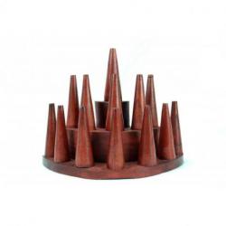 Porte-bagues /  Présentoir à bagues (13 cônes) en bois teinte rouge
