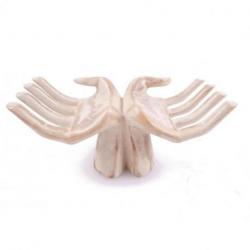 Mains porte-bagues / cartes - bois massif patine blanche