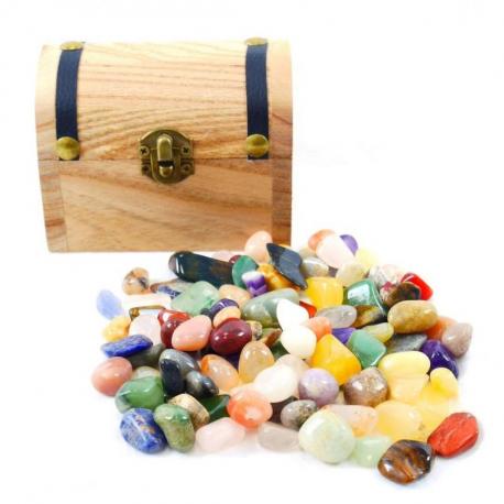 Coffre en bois avec assortiment de minis pierres roulées
