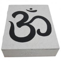Boîte en bois symbole Ôm (Aum) 30x24cm - Coloris Noir & Blanc