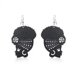 Boucles d'oreilles africaines en bois, profil de femme
