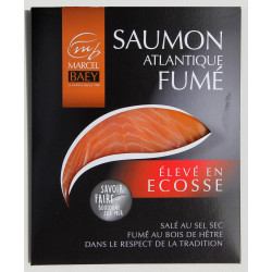 LA PETITE FABRIQUE Filet de saumon fumé à la ficelle couteau offert 15  tranches environ 600g pas cher 