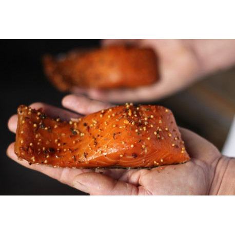 Pavés de saumon fumé et cuit - épices provençales - caisse de 1 kilos